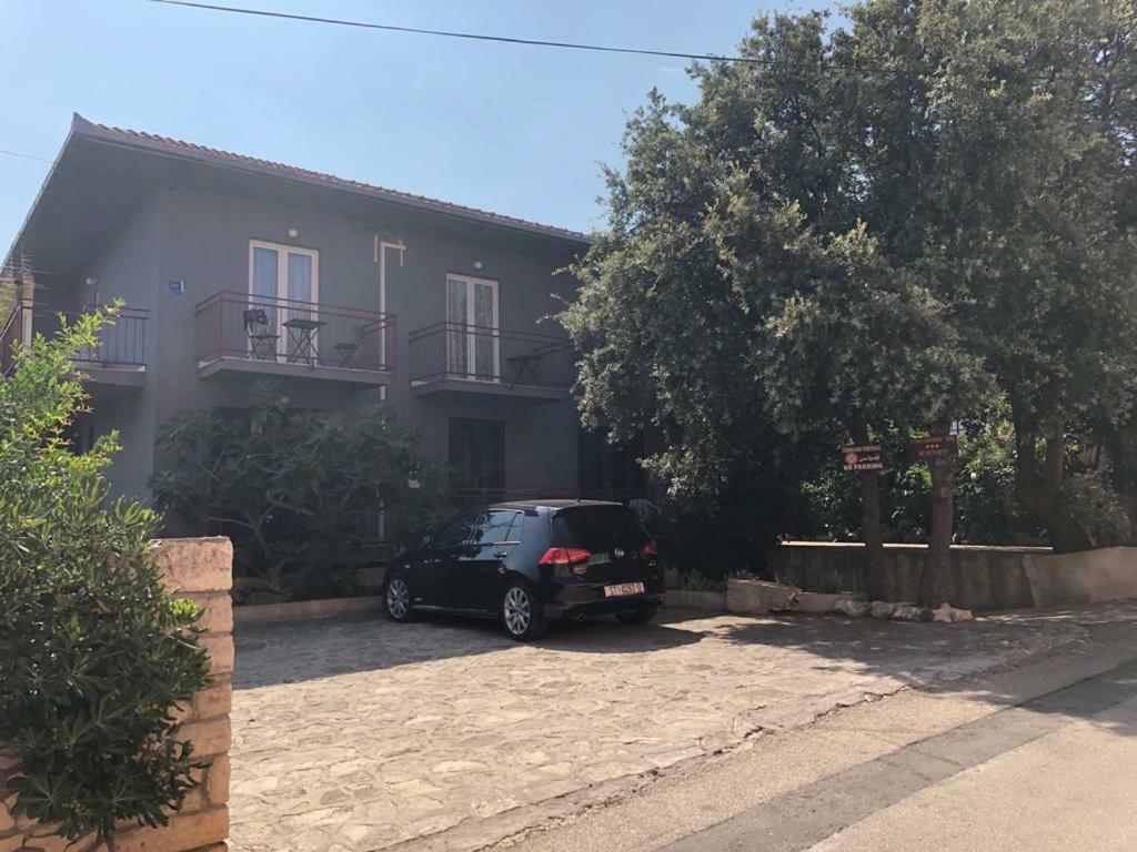 Bed & Breakfast Kurtic Supetar Exterior foto